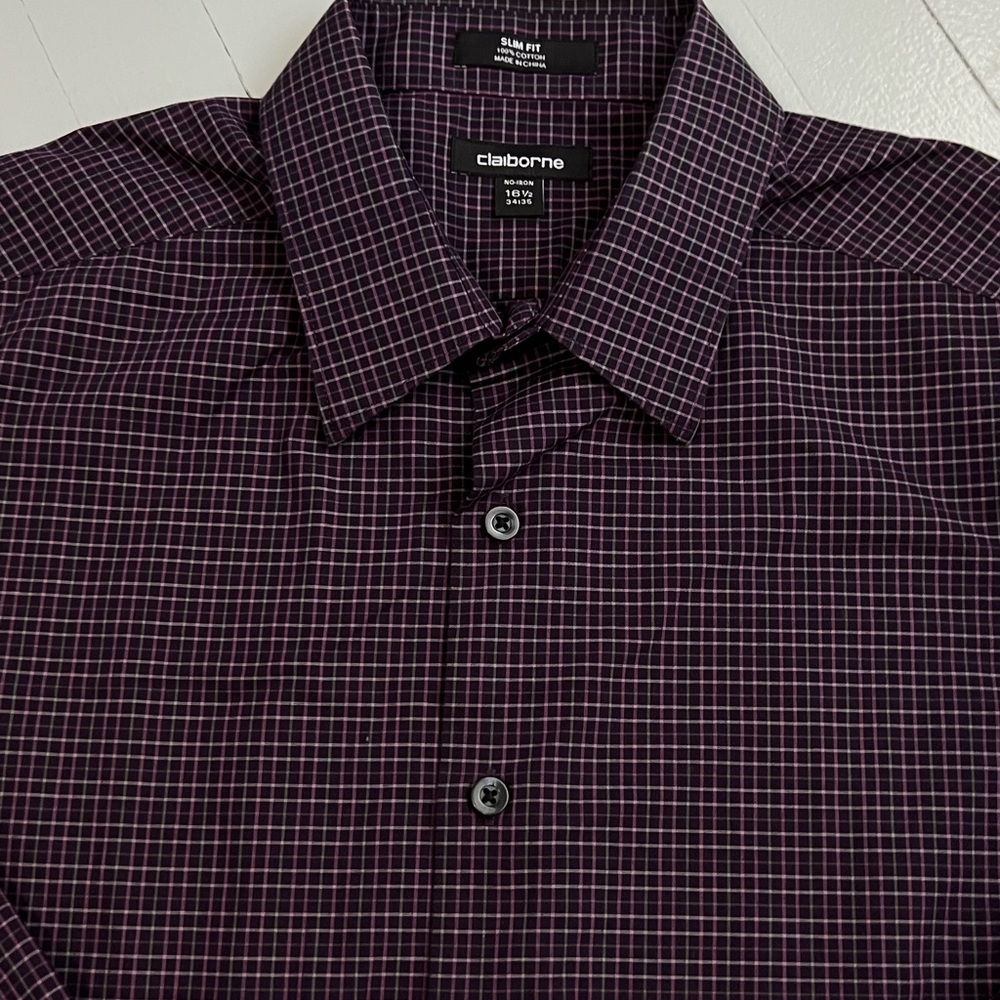 Claiborne large button down - Picture 4 of 13
